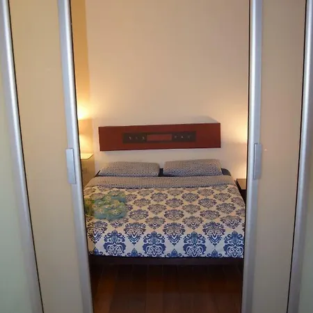 Art Home Apartment Rom