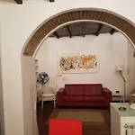 Trastevere Art *